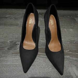 Zara Black High Heel Pumps Size 7